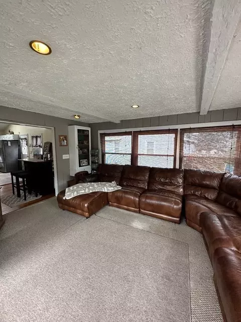 4 Walnut Knls, Canton, MA 02021 photo 12
