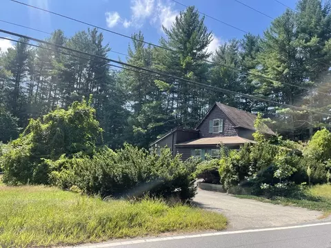 13 Norris Rd, Tyngsborough, MA 01879