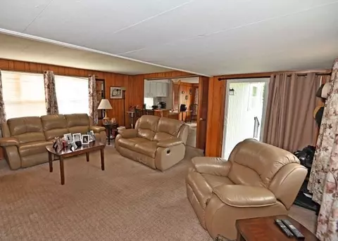 27 Regina, Wareham, MA 02538 photo 2