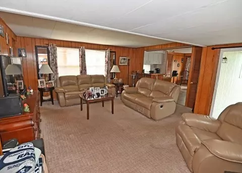 27 Regina, Wareham, MA 02538 photo 3