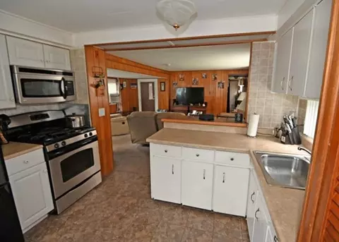27 Regina, Wareham, MA 02538 photo 8