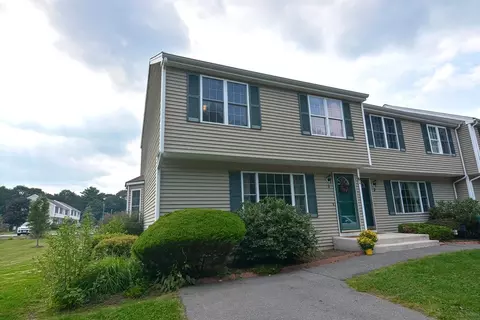 61 Steeple Chase Cir #1, Attleboro, MA 02703