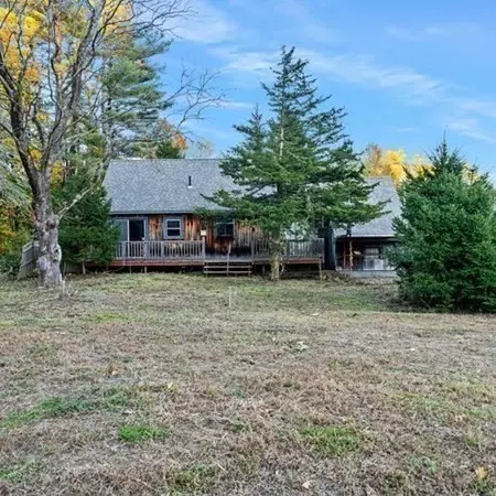 393 Turnpike St, Easton, MA 02375