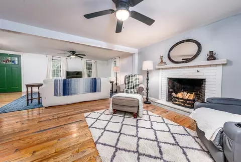 82 Skunknet Rd, Barnstable, MA 02632 photo 4