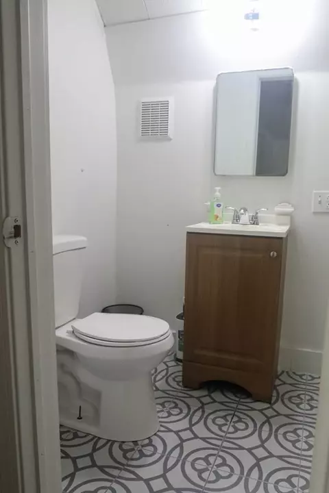 24 Walnut St, Chicopee, MA 01020 photo 8