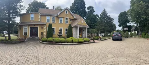 99 Hollis St, Weymouth, MA 02190