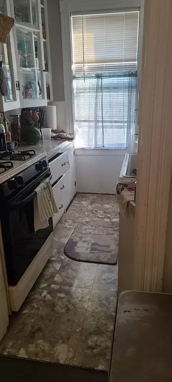 229 Cory, Fall River, MA 02720 photo 12