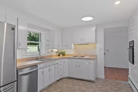 405 Goss Ln, Lancaster, MA 01523 photo 14
