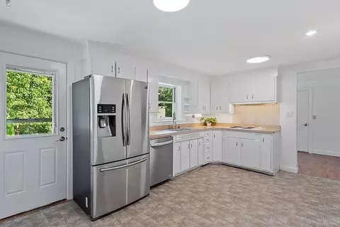 405 Goss Ln, Lancaster, MA 01523 photo 16