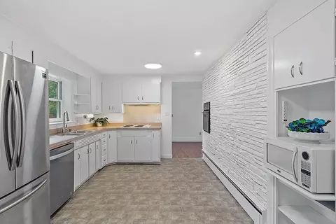 405 Goss Ln, Lancaster, MA 01523 photo 15