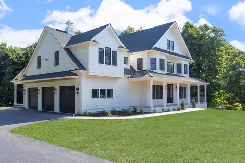 13 Jameson St, Natick, MA 01760
