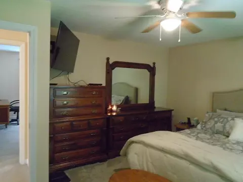 37 Aberdeen Rd, Springfield, MA 01109 photo 18