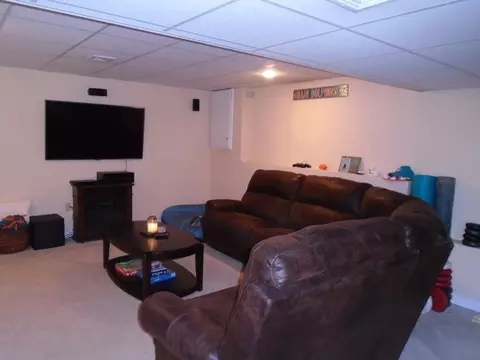 37 Aberdeen Rd, Springfield, MA 01109 photo 28