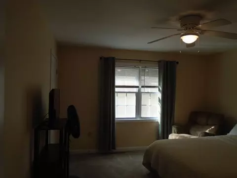 37 Aberdeen Rd, Springfield, MA 01109 photo 23