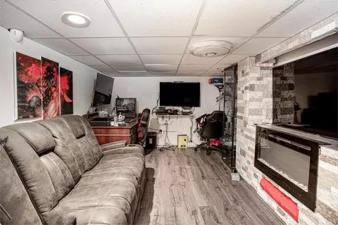385 Eddy St, Fall River, MA 02723 photo 15