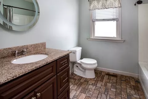 385 Eddy St, Fall River, MA 02723 photo 13