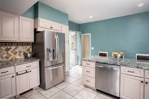 385 Eddy St, Fall River, MA 02723 photo 2