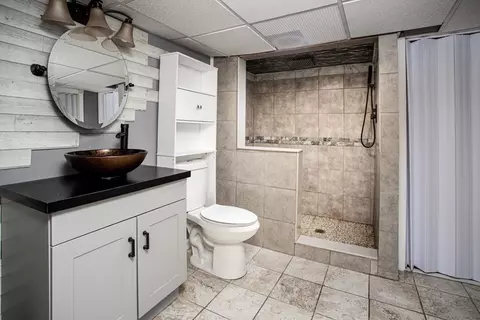 385 Eddy St, Fall River, MA 02723 photo 14
