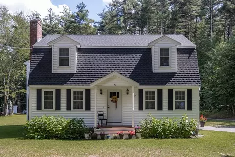 17 East St, Pepperell, MA 01463