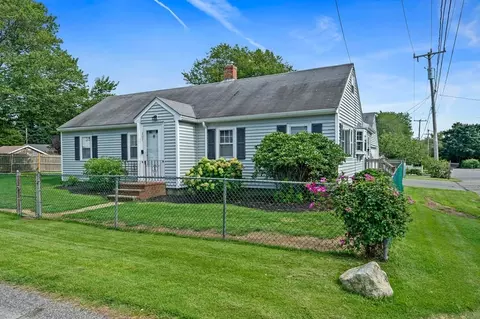 207 Webster Ave, Marshfield, MA 02050