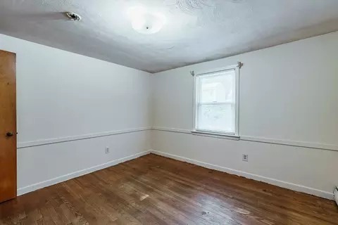 96 Strong St, Springfield, MA 01104 photo 19