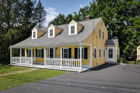 36 Millbury St, Grafton, MA 01519