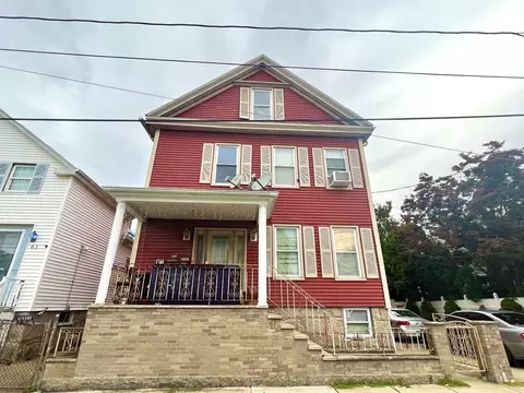 61 Washington St, New Bedford, MA 02740