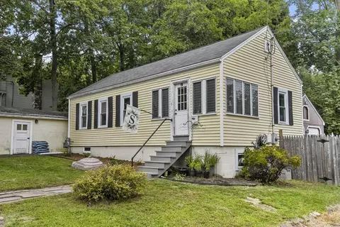 9 Brimsmead St, Marlborough, MA 01752