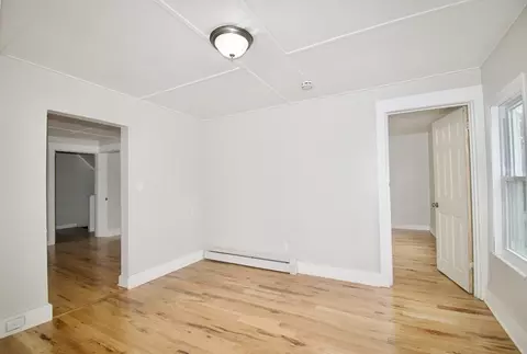 38 Collins St, Springfield, MA 01109 photo 21