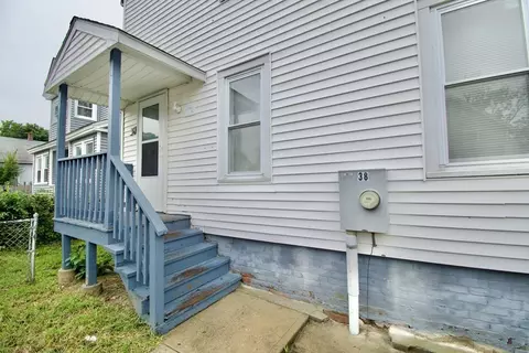 38 Collins St, Springfield, MA 01109 photo 33