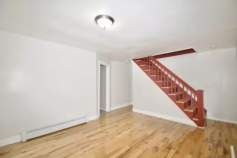 38 Collins St, Springfield, MA 01109 photo 15