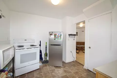 38 Collins St, Springfield, MA 01109 photo 24