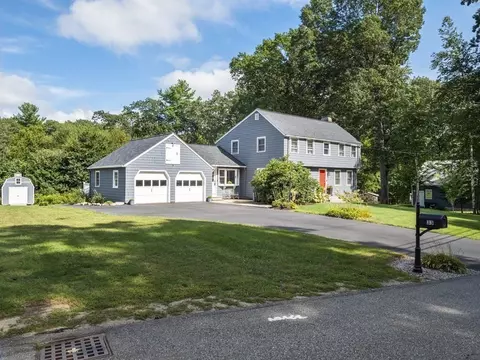 33 Amble Rd, Chelmsford, MA 01824