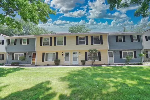 134 Old Ferry Rd #F, Haverhill, MA 01830