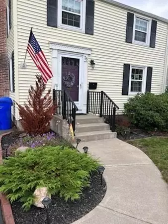 78 Pennsylvania Ave, Springfield, MA 01118