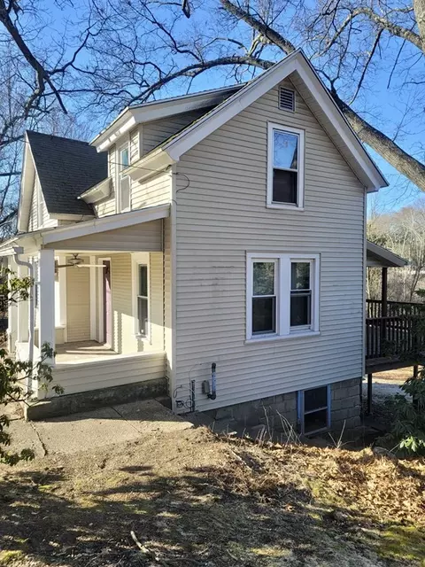 116 Edgemere Rd, Springfield, MA 01119