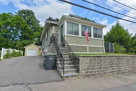 52 Trimount St, Dedham, MA 02026