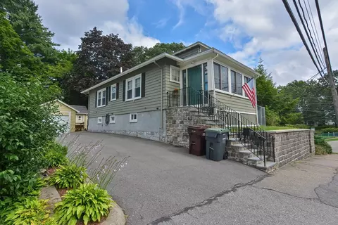 52 Trimount St, Dedham, MA 02026 photo 2