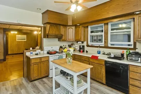 20-22 Berkshire St, Springfield, MA 01151 photo 11