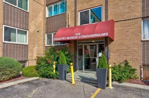 120 Bradlee St #8, Boston, MA 02136
