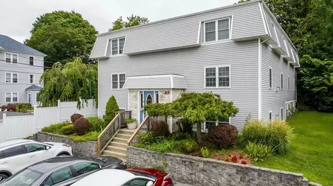 110 Ash St #4, Fall River, MA 02724