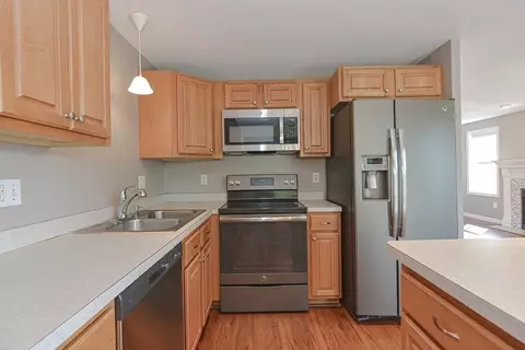 37 Nutmeg Dr, Worcester, MA 01603 photo 15