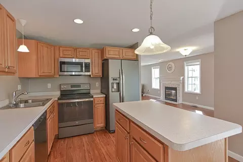 37 Nutmeg Dr, Worcester, MA 01603 photo 16