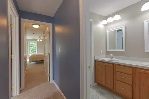 37 Nutmeg Dr, Worcester, MA 01603 photo 25