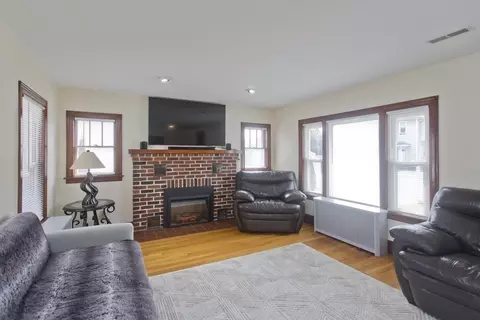 500 Grattan St, Chicopee, MA 01020 photo 13