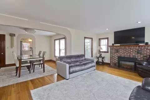 500 Grattan St, Chicopee, MA 01020 photo 12
