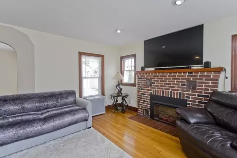 500 Grattan St, Chicopee, MA 01020 photo 15
