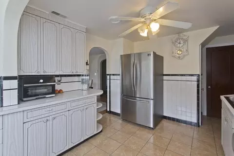 500 Grattan St, Chicopee, MA 01020 photo 10