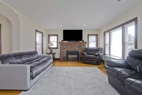 500 Grattan St, Chicopee, MA 01020 photo 14