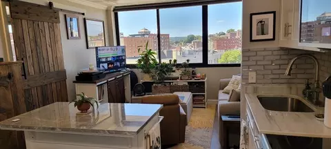 70 Southbridge St #707, Worcester, MA 01608